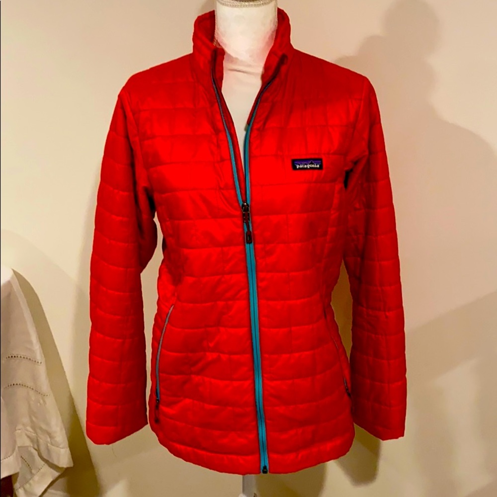 Patagonia Nano puff ladies jacket. Size large